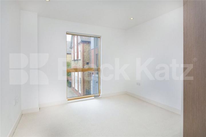 			New Instruction, 2 Bedroom, 1 bath, 1 reception Apartment			 Offord Road , ISLINGTON